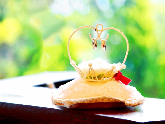 賢く安く結婚指輪を購入するポイント