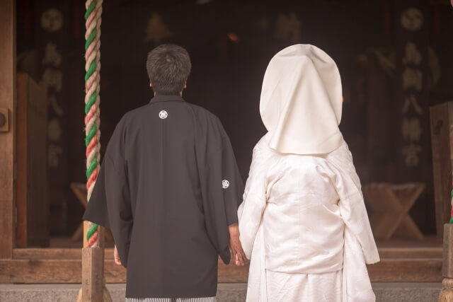 結婚式は地元で挙げる？住んでいる場所で挙げる？
