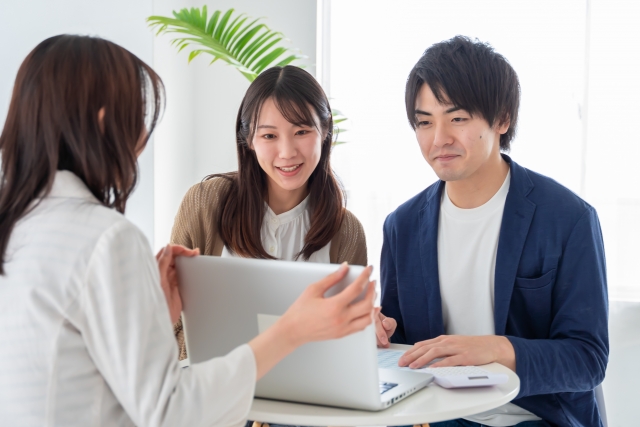 札幌で会費制結婚式を挙げる場合の総費用
