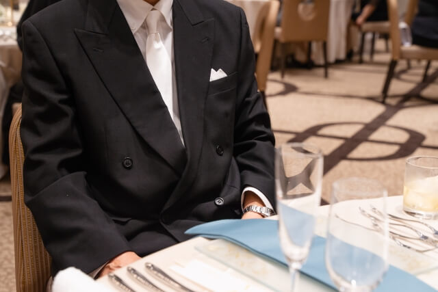 結婚式のWeb招待状！ゲスト別のメッセージ例文