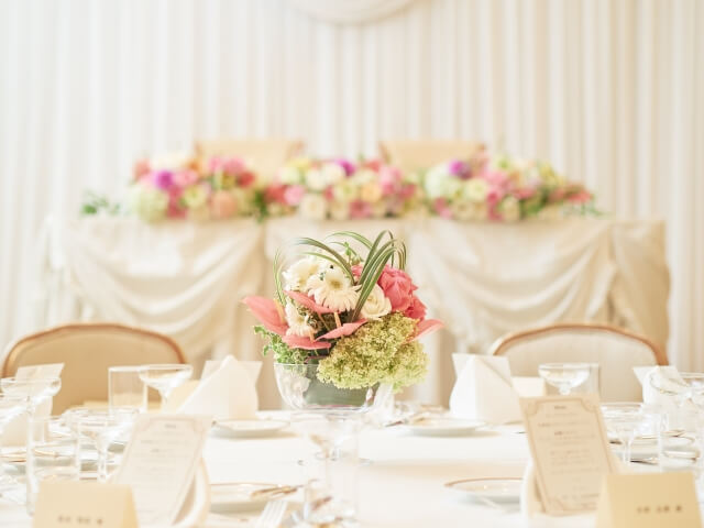 大阪の結婚式場口コミでチェックするポイント