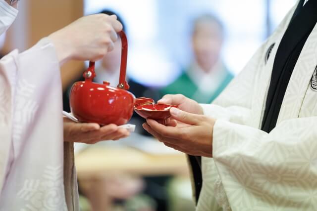 神社婚を選ぶべき人・見送るべき人