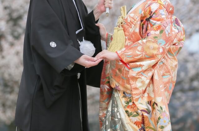 【テイスト別】結婚式Web招待状のオシャレなデザイン