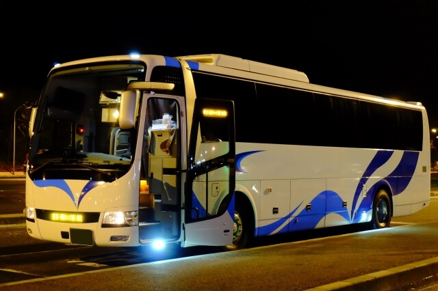 ナイトウェディングで後悔しないための4つの注意点と対策